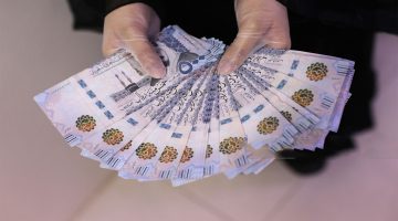 «فرصة لا تعوض!»: احصل على تمويل فوري يصل إلى 100 ألف ريال بدون كفيل أو اشتراط تحويل الراتب