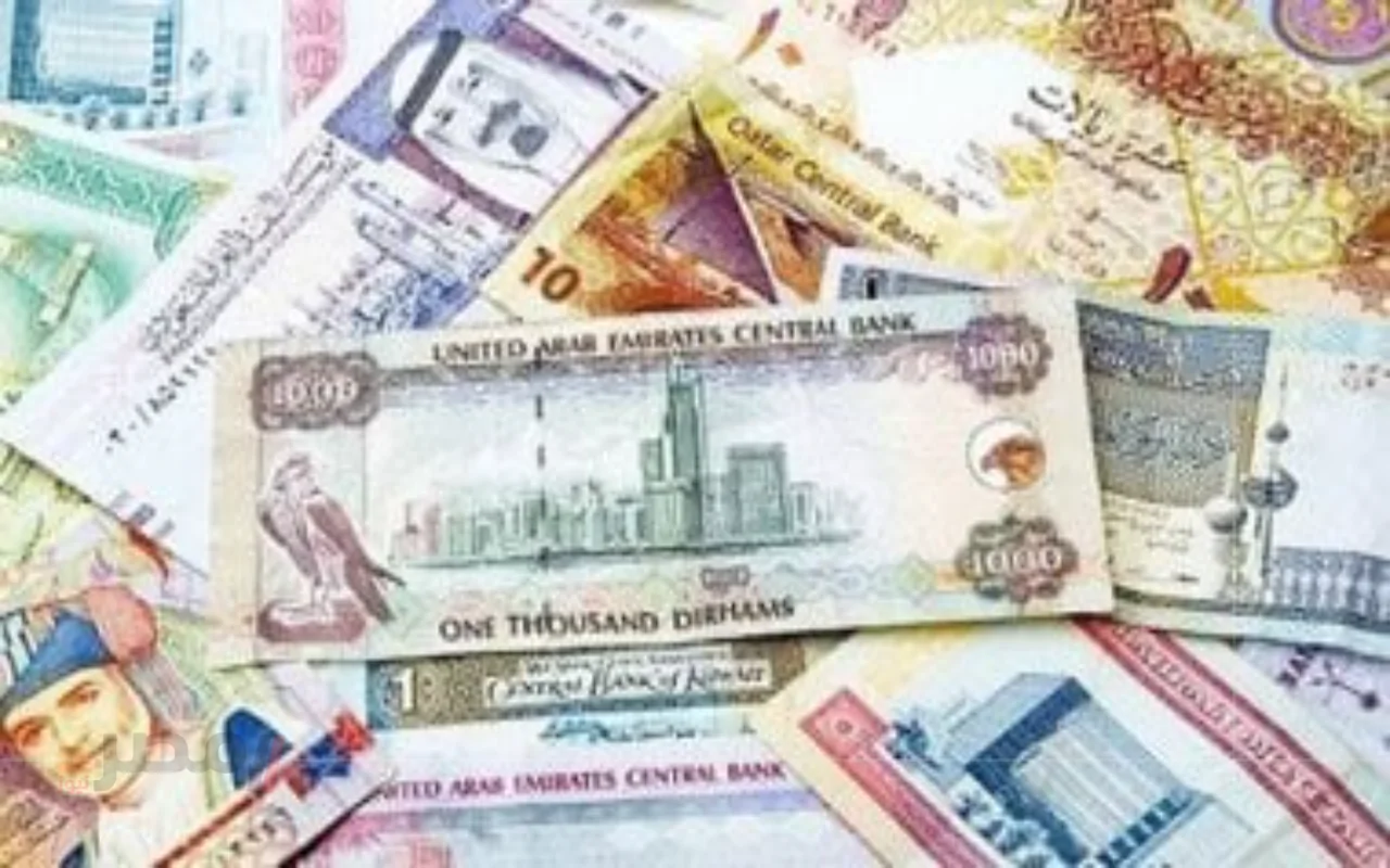«انتعاش مرتقب» الريال يواجه الدولار بقوة بعد صعود أسعار الصرف