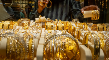 صعود وهبوط مفاجئ سعر الذهب في مصر اليوم السبت 16 أغسطس 2025 تحديثات الأسعار لجميع الأعيرة