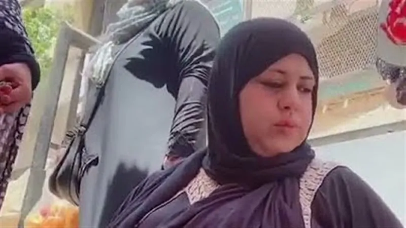 «من الشهرة إلى الكلبشات» القصة الكاملة للبلوجر أم عمر فراولة