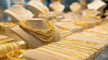 «تراجع الأسعار عالميًا» الذهب يعاود الانخفاض في الأسواق المصرية اليوم.. تعرف على سعر عيار 21 بالمصنعية