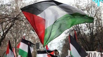 رفع العلم الفلسطيني فوق مقر البعثة في لندن حدث تاريخي مباشر