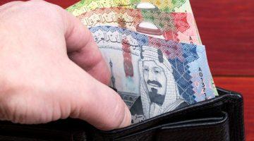 «تقلبات مستمرة» الريال السعودي يشهد تحركات جديدة أمام الجنيه المصري في تعاملات اليوم