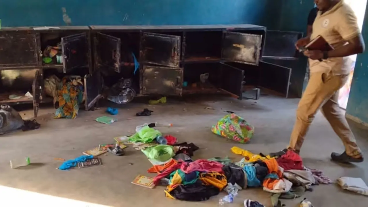 «نجاة 50 طالبًا من اختطاف نيجيري يؤرق العالم: 300 تلميذ تحت قبضة الخاطفين»