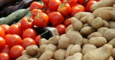 البطاطس الجديدة تسجل 10 جنيهات والطماطم 5.5 والبصل 12 في سوهاج