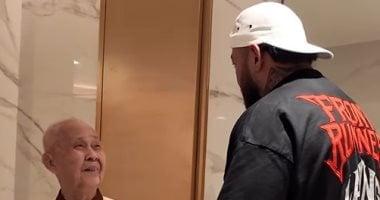 «عجوز سنغافوري يبلغ من العمر 91 عامًا يحقق الإلهام من خلال العمل 12 ساعة يوميًا في مغامرة نينجا»