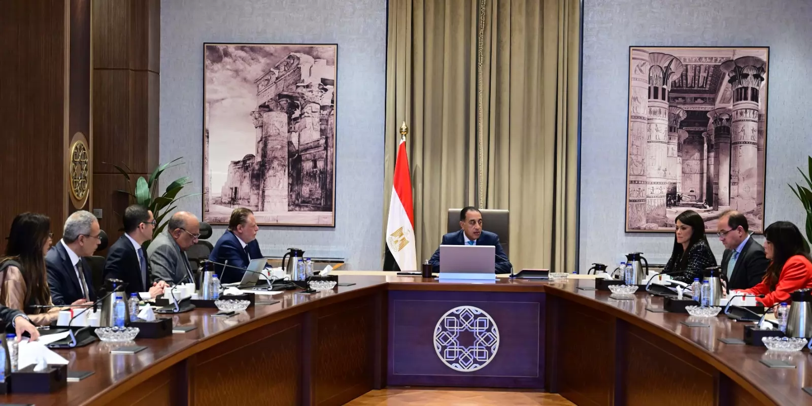 «رؤية مستقبلية للطاقة» رئيس الوزراء يتابع سير تنفيذ مشروعات الطاقة الجديدة والمتجددة