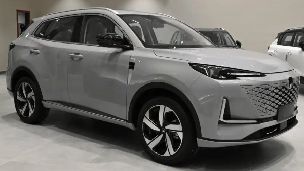 شانجان UNI-S السعر والمواصفات الكاملة في السوق السعودي