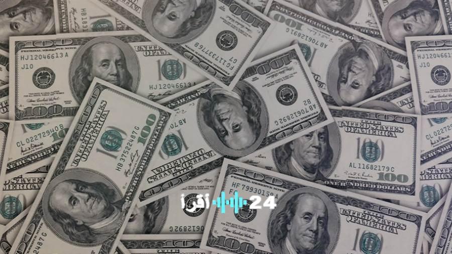 ارتفاع الدولار أمام الجنيه خلال تعاملات اليوم يصل إلى 47.77 جنيه للبيع