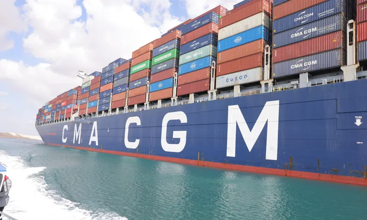 «قناة السويس تُمدد الخصم 15% وتؤكد رسوم العبور مع انتظار تعافي الإيرادات في 2025»