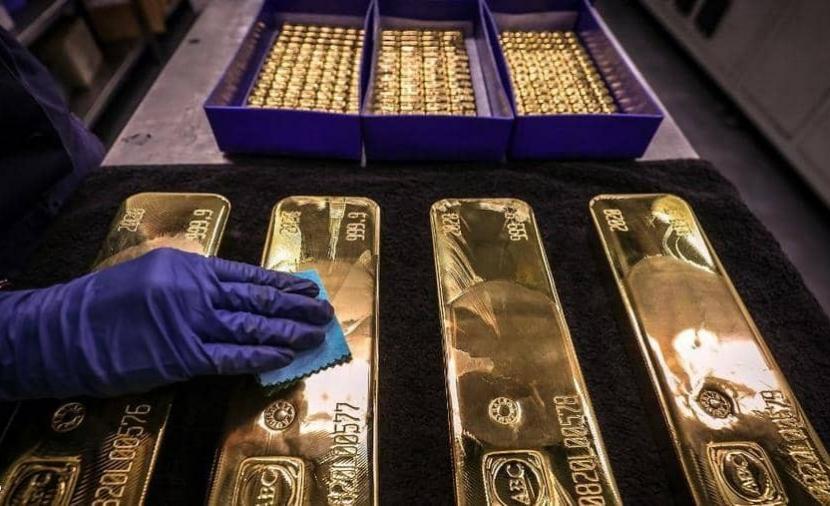 «معادلة السوق الجديدة» بريق الذهب يتلألأ مع تزايد ترقب خفض الفائدة الأميركية