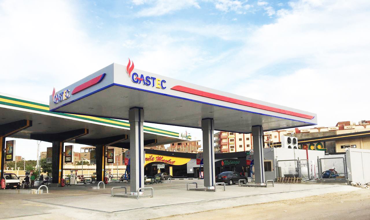 «أسعار البنزين في أفريقيا تتصدرها ليبيا والجزائر ومصر ضمن قائمة العشر الأوفر»