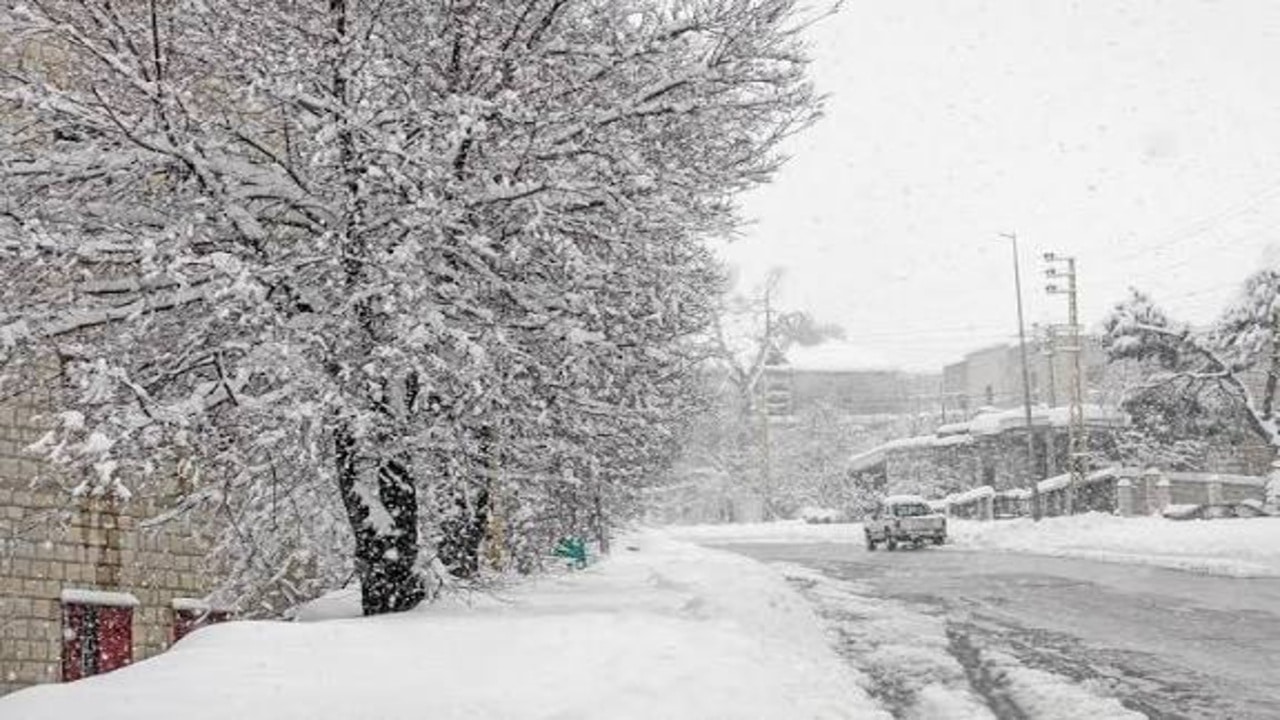 عاصفة ثلجية ورياح قوية تضرب الجزائر الخميس المقبل وتحذيرات للمواطنين