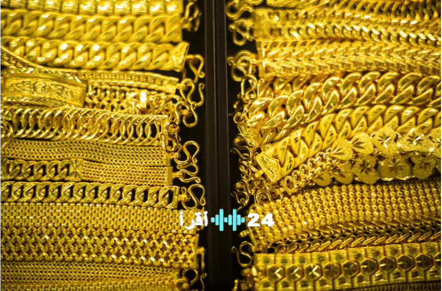 «تراجع أسعار الذهب بعد ذروتها الأسبوعية في انتظار بيانات أمريكية مهمة»