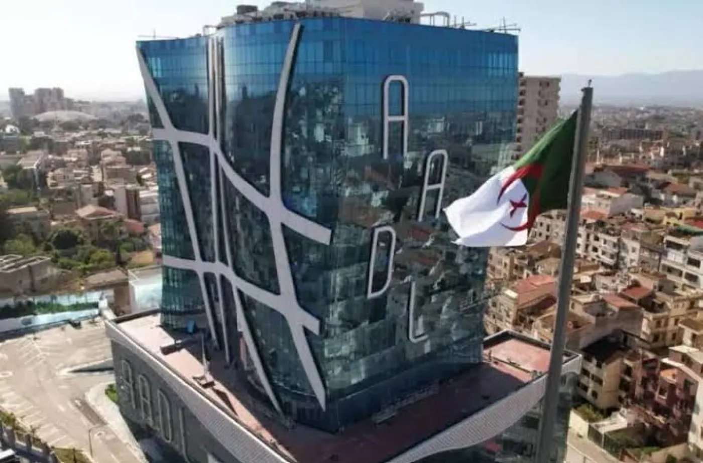 أوامر دفع الشطر الأول تصل للمكتتبين بعد تجاوز التأخير التقني