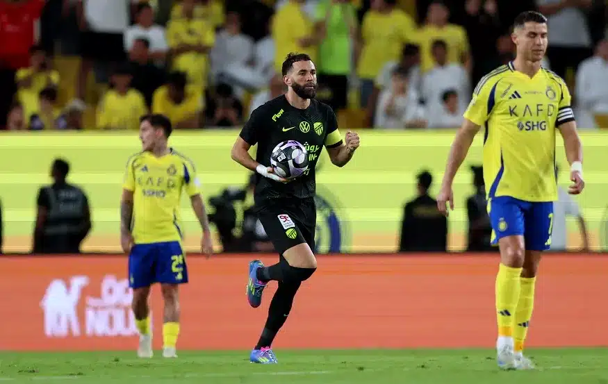 كريم بنزيما يمدد عقده مع نادي الاتحاد لعامين إضافيين