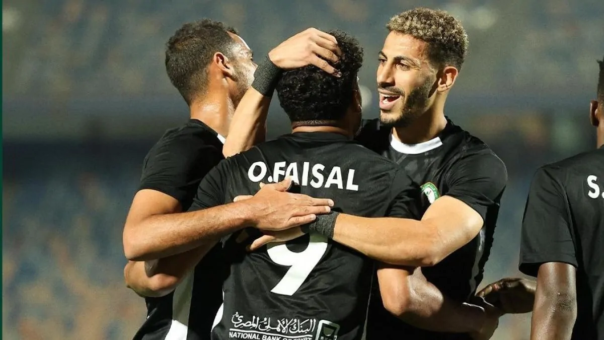 «زلزال كروي».. الأهلي يزلزل شباك بيراميدز بخماسية تاريخية في كأس عاصمة مصر