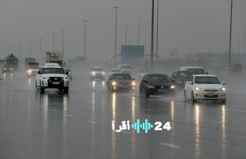 الأرصاد الجوية تكشف عن تأثير السحب وفرص هطول الأمطار في الصحراء الغربية والصعيد