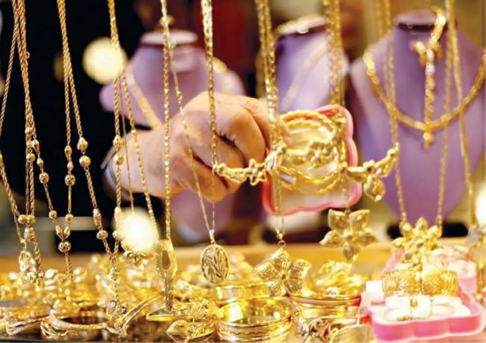 «قفزة غير متوقعة في أسعار الذهب: عيار 21 يسجل ارتفاعًا ملحوظًا اليوم الأربعاء 4 مارس 2026 في مصر، مع توقعات مستقبلية مثيرة»