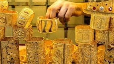 انهيار مفاجئ في أسعار الذهب يسجل انخفاضًا ملحوظًا في الأسواق الحالية