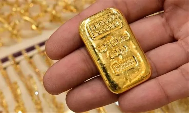 أسعار سبائك الذهب تتراجع في ثاني أيام عيد الفطر المبارك
