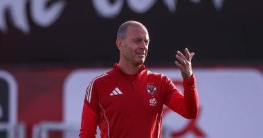 جلسة مع وكيل توروب لمناقشة فسخ عقده مع الأهلي وتقليل الشرط الجزائي