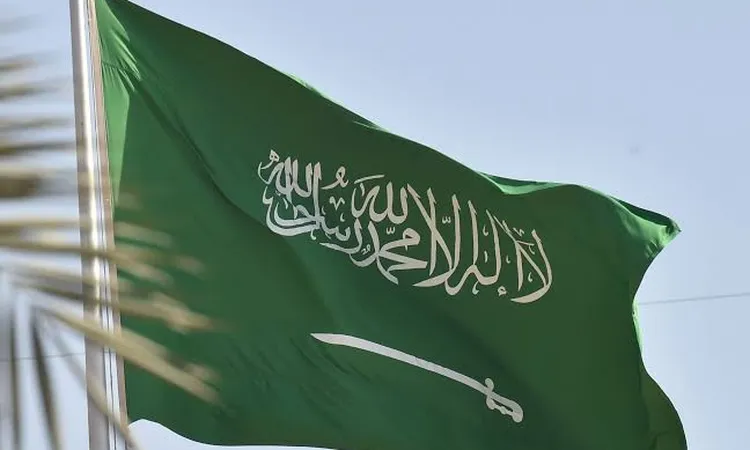 السعودية ودول عربية تحدد يوم الجمعة موعدًا لأول أيام عيد الفطر