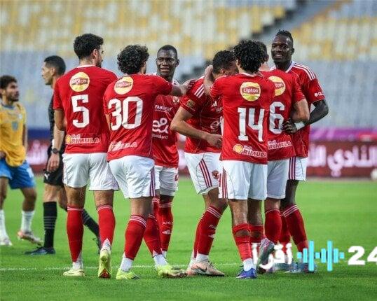 هادي رياض يتولى مهمة قيادة دفاع الأهلي في مواجهة المقاولون بالدوري