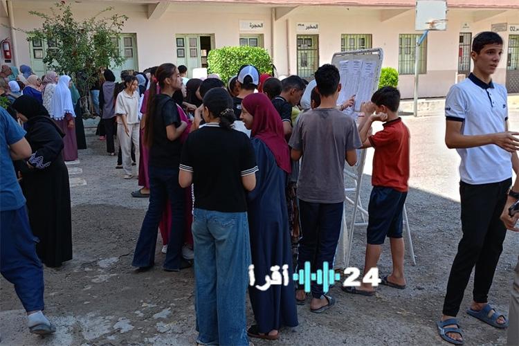 الجزائريون يتسابقون لتكريم أصحاب الامتياز في شهادة التعليم المتوسط