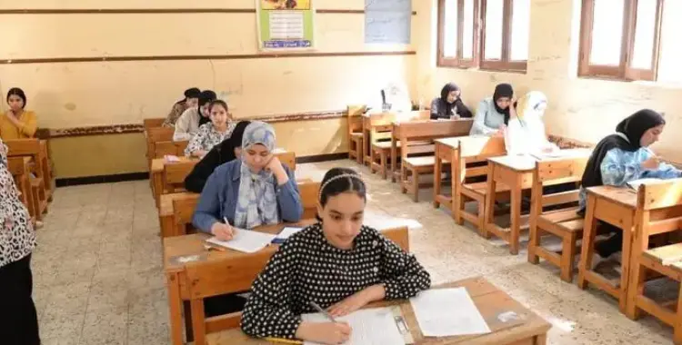 توزيع درجات امتحانات الشهر والمهام الأدائية للطلاب في المرحلة الإعدادية الأزهرية لعام 2026