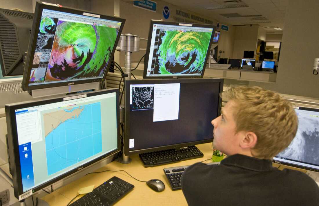 دروس مستفادة من توقعات الطقس السيئ وفقًا لـ NPR