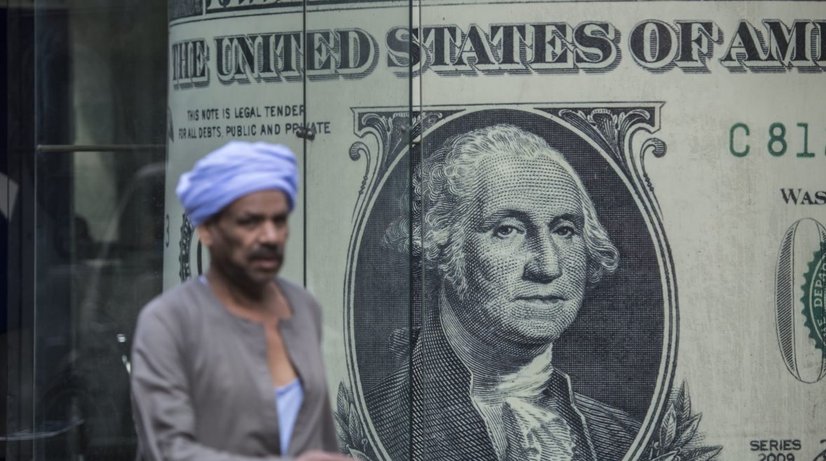 استقرار نسبي في سعر الدولار مقابل الجنيه خلال تعاملات اليوم السبت