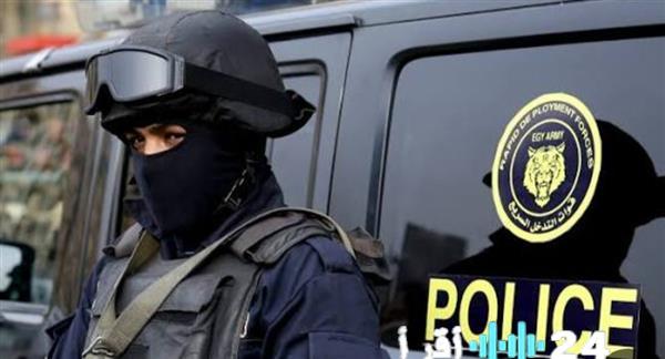 الداخلية تكشف عن حملة صارمة تضبط محتكرين السلع في المحافظات وتفرض عليهم العقوبات بالسجن والغرامة الكبيرة