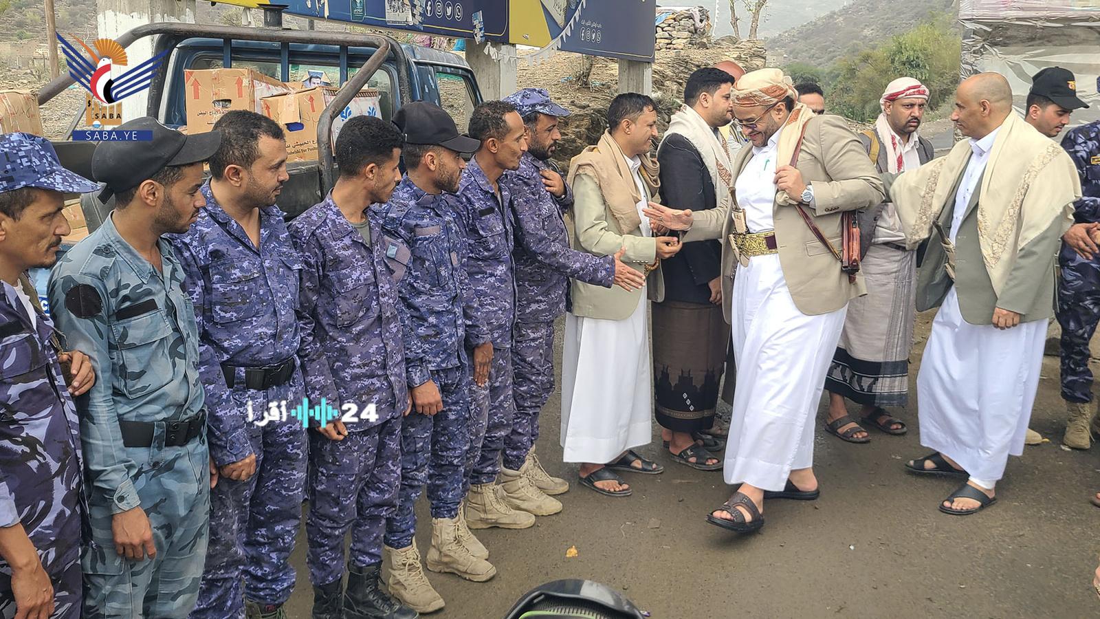 تفقد المساوى والهمداني أوضاع قوات المرابطين في جبهتي حيفان والقبيطة بتعز