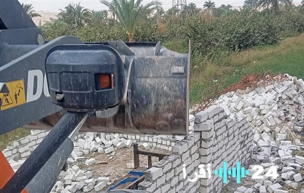 جهود مكثفة لإزالة التعديات ومخالفات البناء واستجابة فورية للأزمات في مراكز الأقصر خلال عطلة عيد الفطر