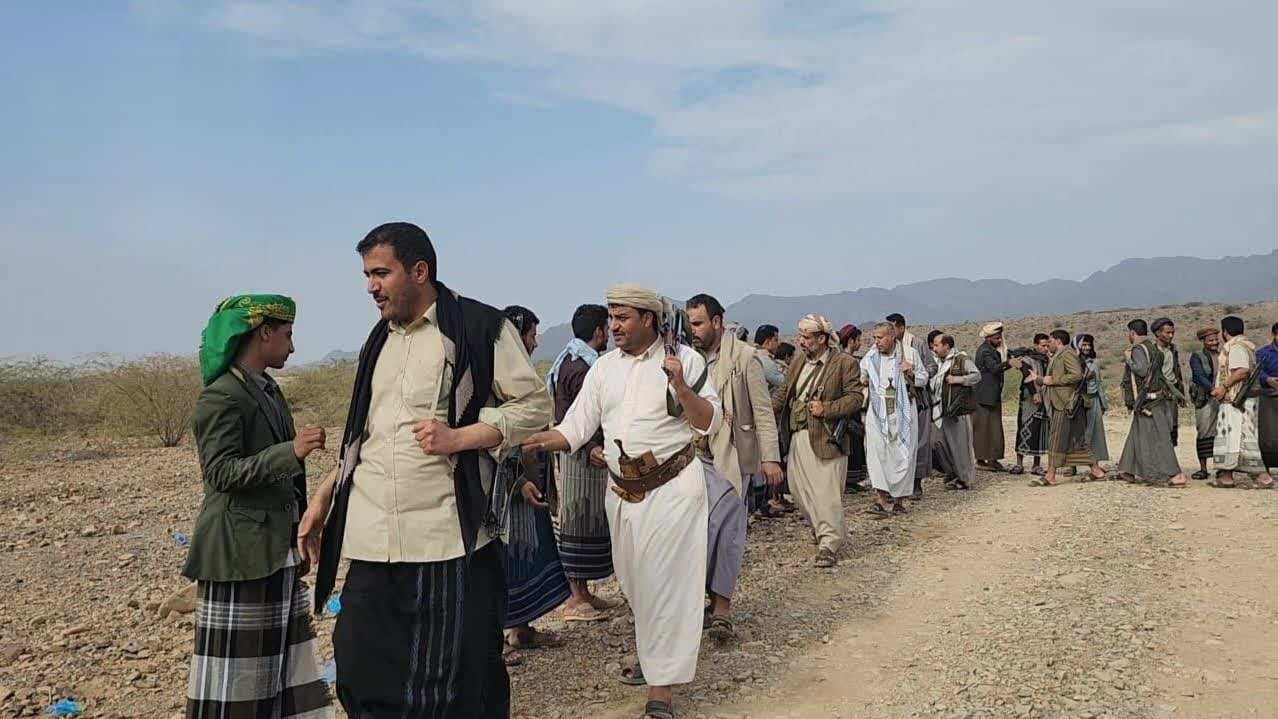زيارة تهنئية للأهالي والمرابطين في محافظتي تعز وحجة بمناسبة عيد الأضحى