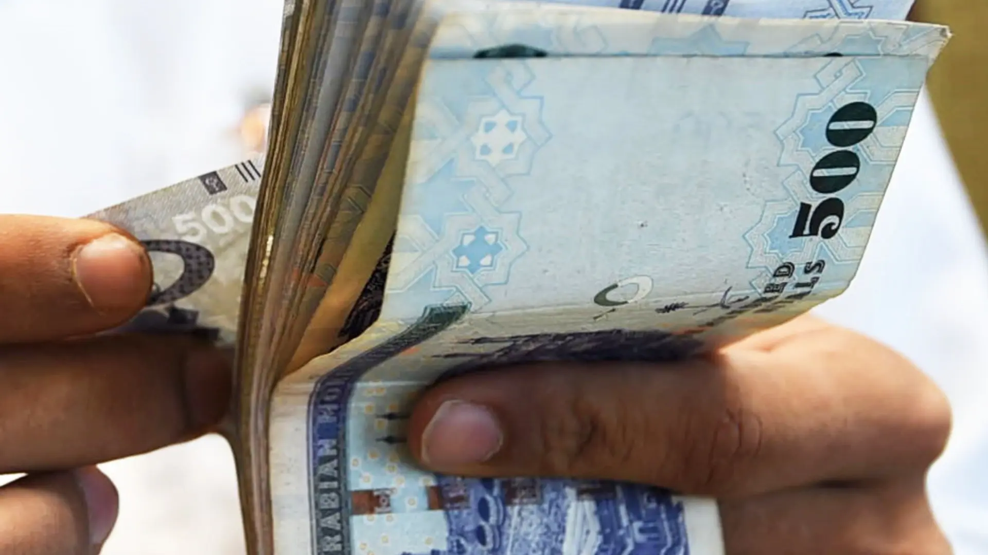 سعر الريال السعودي مقابل الجنيه السوداني في السوق السوداء اليوم السبت 21 مارس 2026 يتراجع وسط استقرار ملحوظ