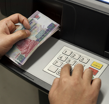 طرق مبتكرة لإجراء معاملات مصرفية خلال عيد الفطر 2026 دون الحاجة لزيارة الفروع