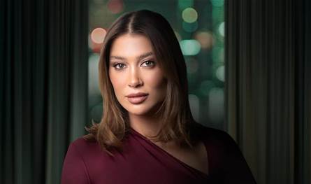 عناق وقبلة جنيفر عازار مع قصي خولي يثيران ضجة واسعة على السوشيال ميديا ويشعلان مواقع التواصل