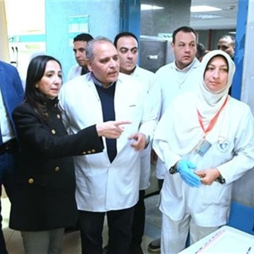محافظ البحيرة يفاجئ المعهد الطبي القومي بدمنهور بأول أيام عيد الفطر ويكرم الطواقم الطبية ويعزز جهودها