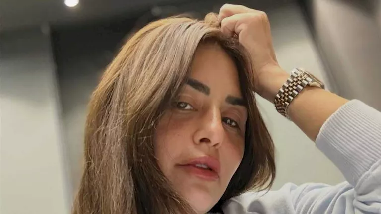 منة فضالي تتألق بإطلالة كاجوال تخطف أنظار جمهورها وتثير اهتمام محبي الموضة