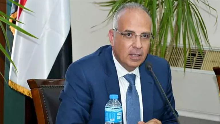 وزير الري يتابع استعدادات منظومة الصرف الزراعي خلال إجازة عيد الفطر لضمان استمرارية العمل