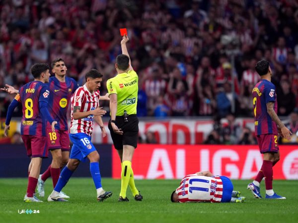 أتلتيكو مدريد يشكو حكم مباراته ضد برشلونة ويرفض "التحيز الواضح" | رياضة | الجزيرة نت