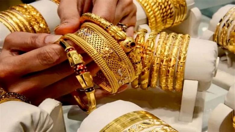 تراجع سعر الذهب عيار 21 اليوم الجمعة مع بداية التعاملات المسائية