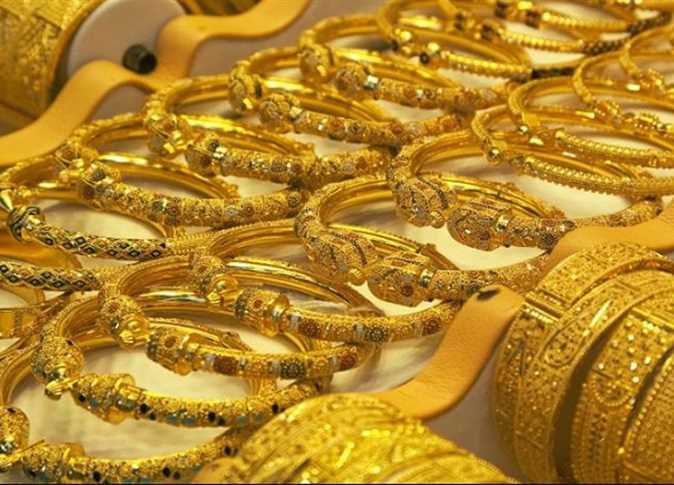 تراجع أسعار الذهب عالمياً واتساع فجوة التسعير في مصر إلى 53 جنيهاً