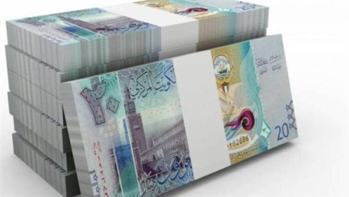 سعر الدينار الكويتي أمام الجنيه المصري اليوم الخميس 21 مايو 2026 في تعاملات البيع والشراء