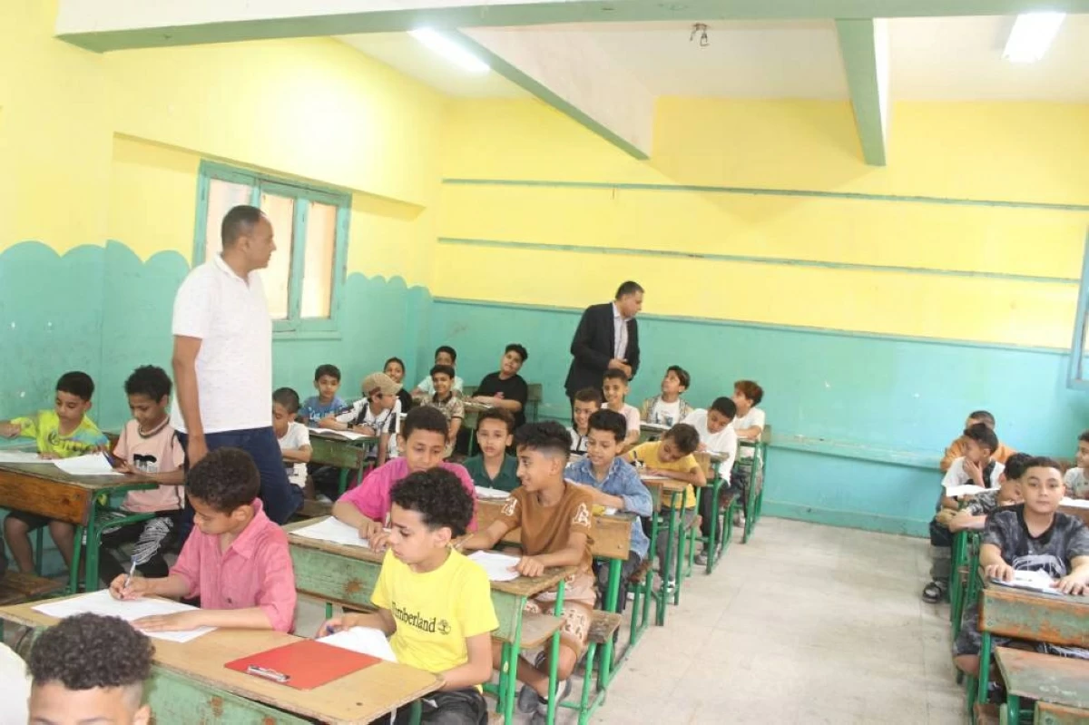 انتظام لجان امتحانات نهاية العام لصفوف النقل فى الجيزة