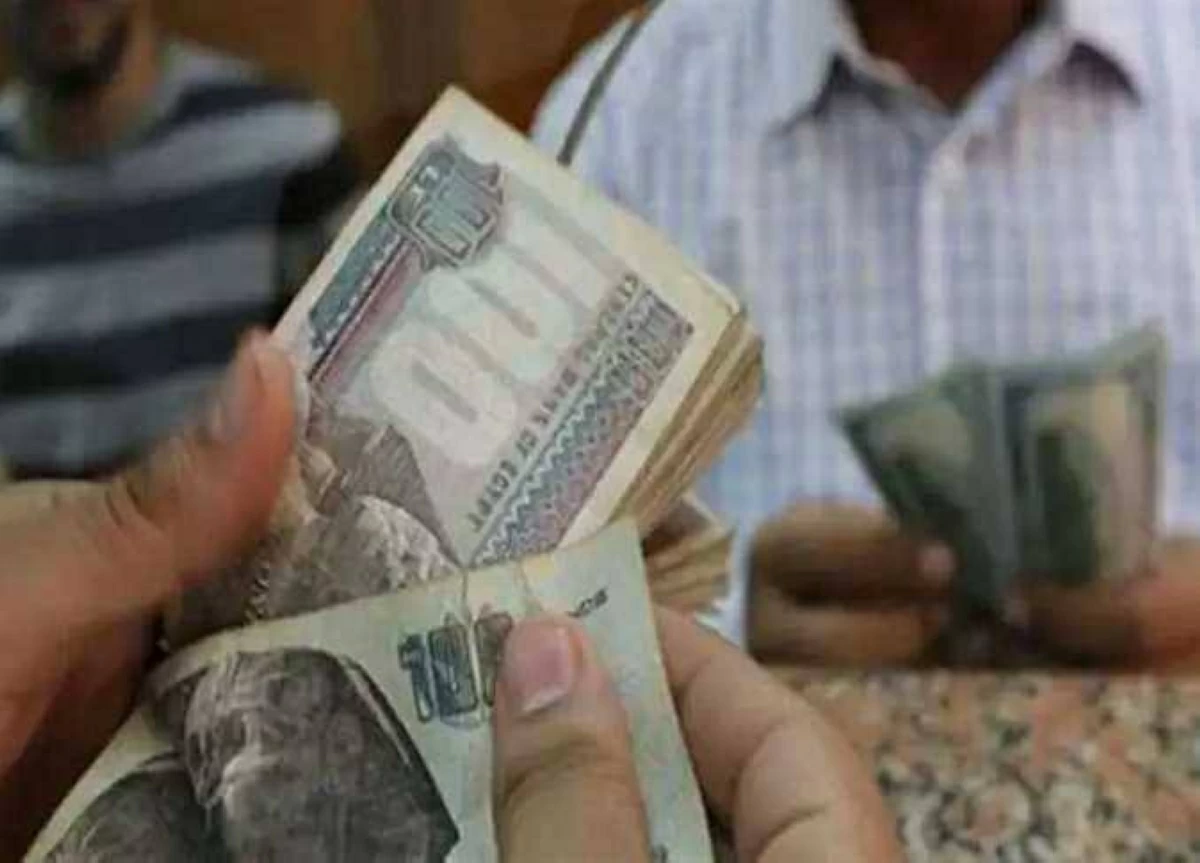 بشرى للموظفين.. زيادة المرتبات في هذا الموعد ورفع الحد الأدنى للأجور إلى 8 آلاف جنيه