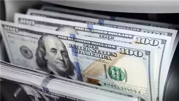 تراجع سعر الدولار أمام الجنيه المصري في البنوك اليوم