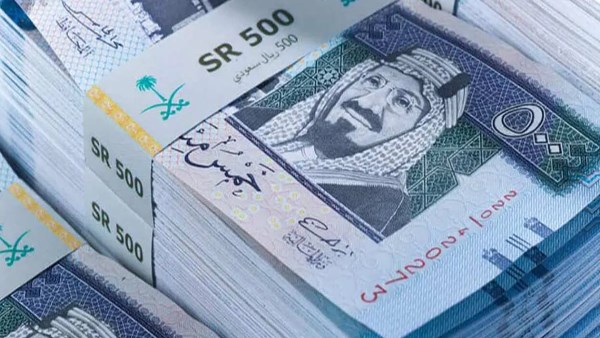 زاد 8 قروش.. صعود جديد في سعر الريال قبل موسم الحج